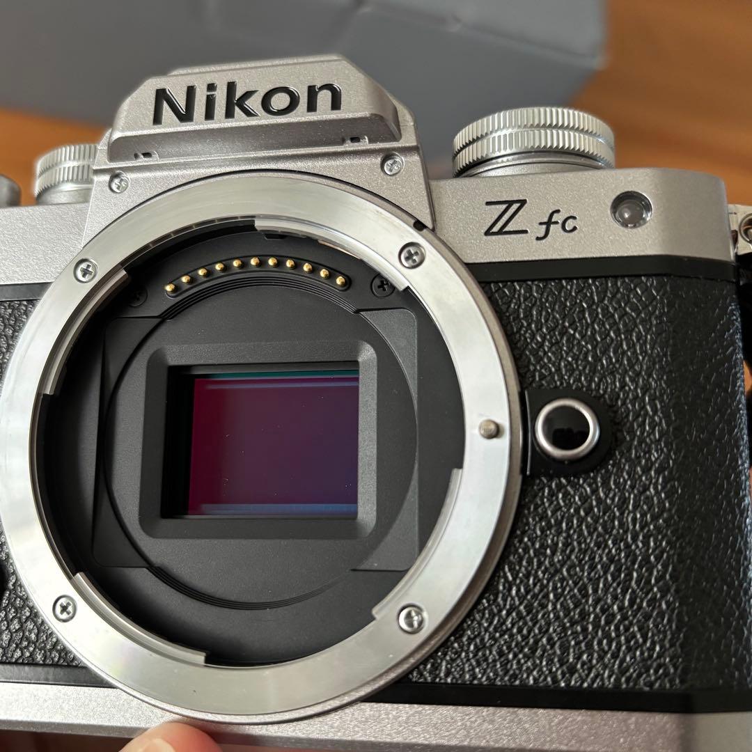 【美品】Nikon Z fc シルバー本体