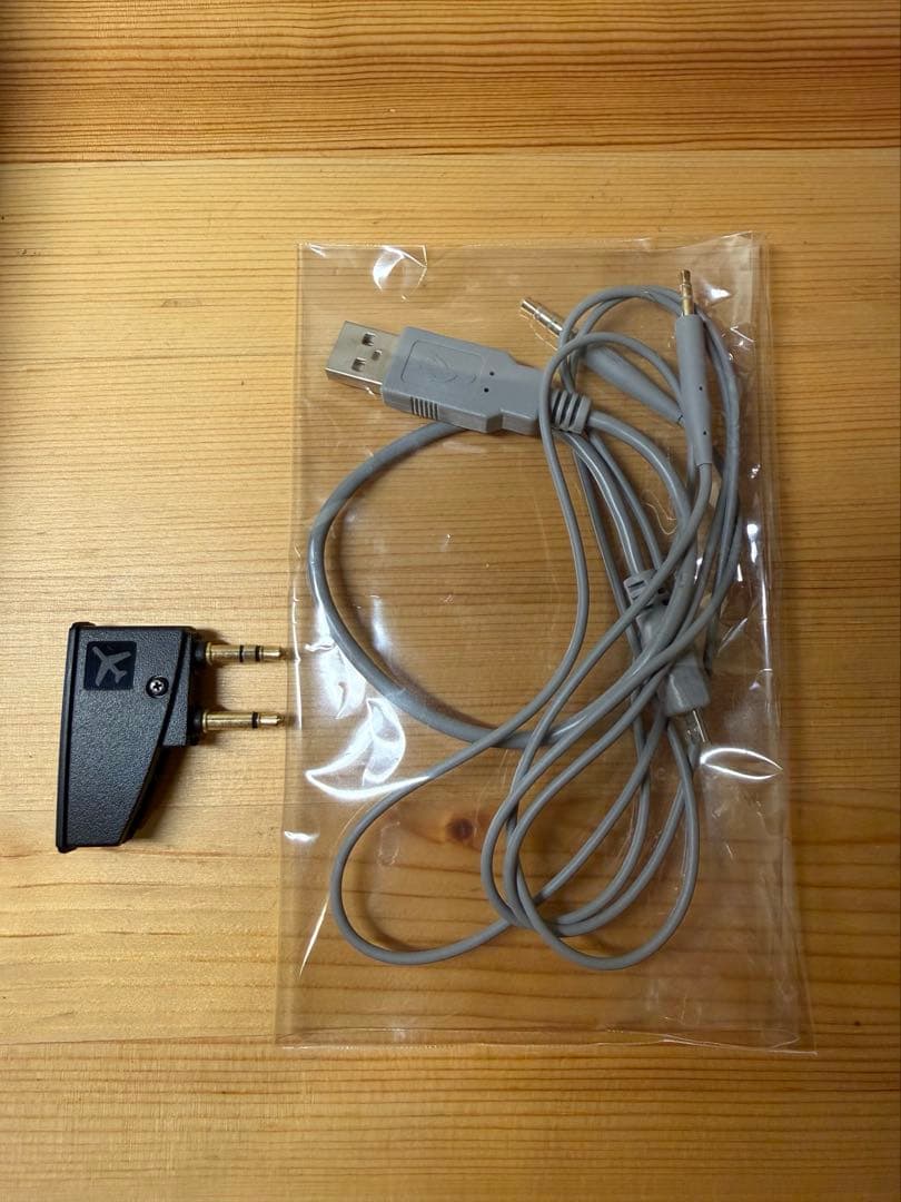 f*e様 【動作正常】QUIETCOMFORT 35シルバー