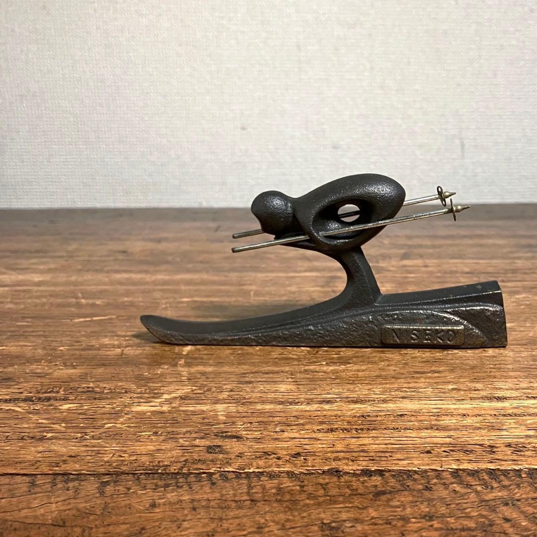 レトロ スキーヤー ペーパーウェイト 鉄 アイアン 雑貨 文鎮 アンティーク