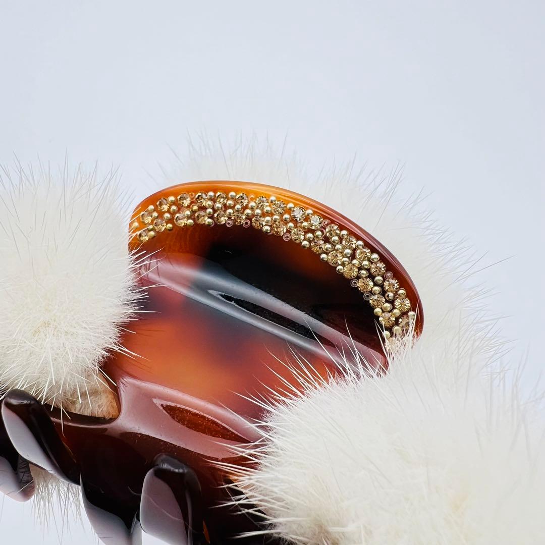 超美品　acca アッカ　ヘアクリップ　ベージュ　ミンクファー