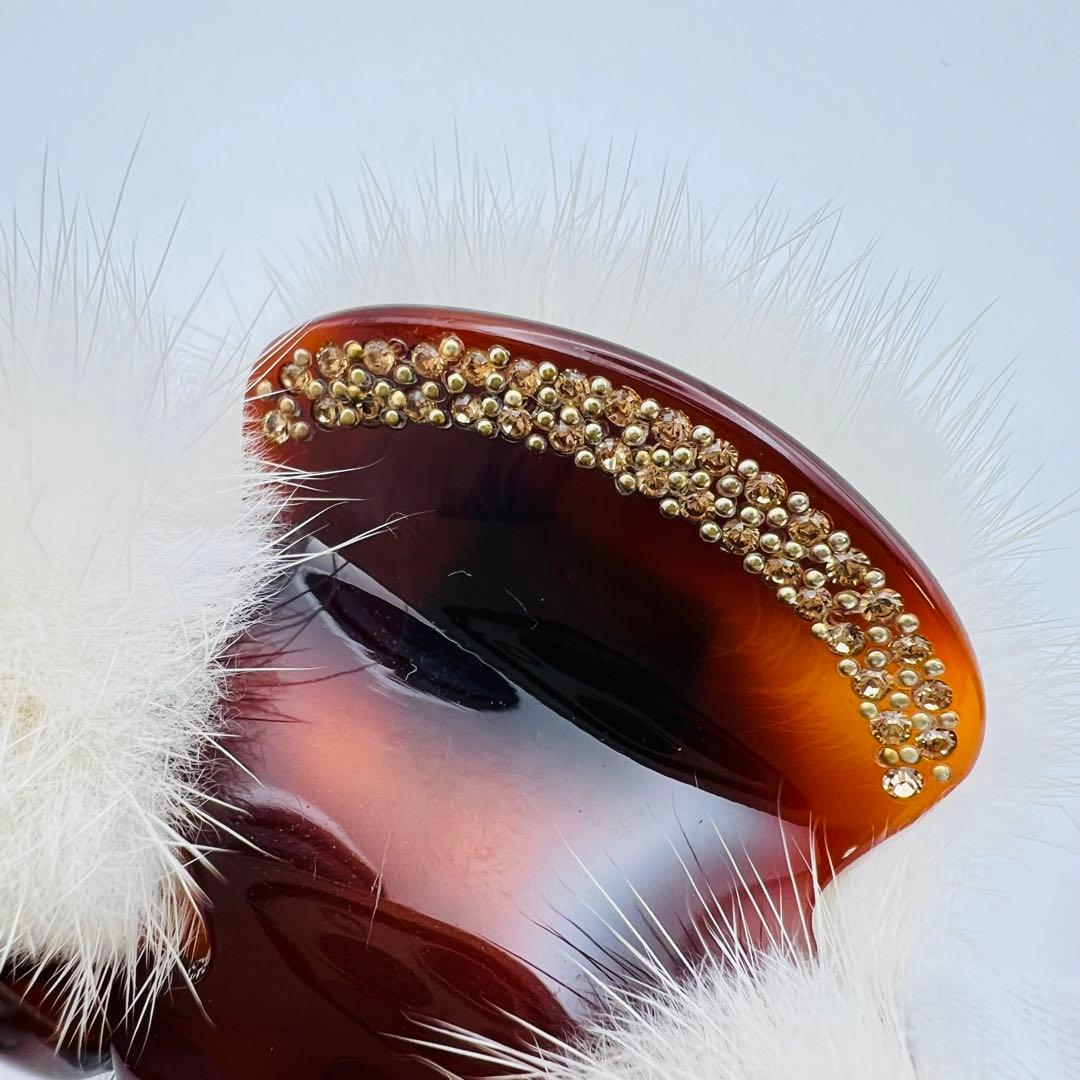 超美品　acca アッカ　ヘアクリップ　ベージュ　ミンクファー