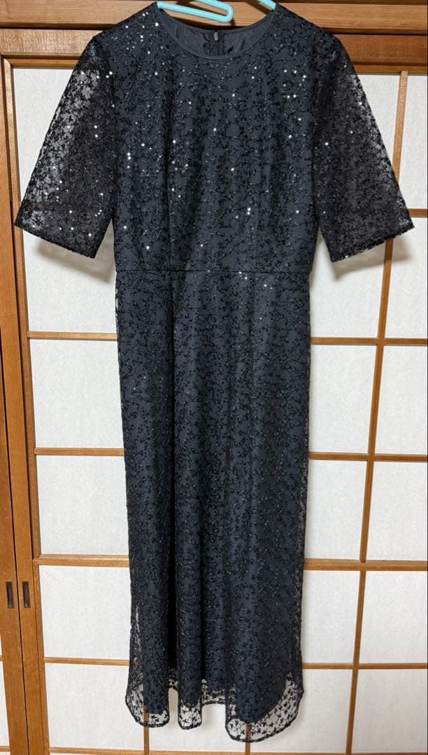 kaene スパンコールエンブロイダリードレス