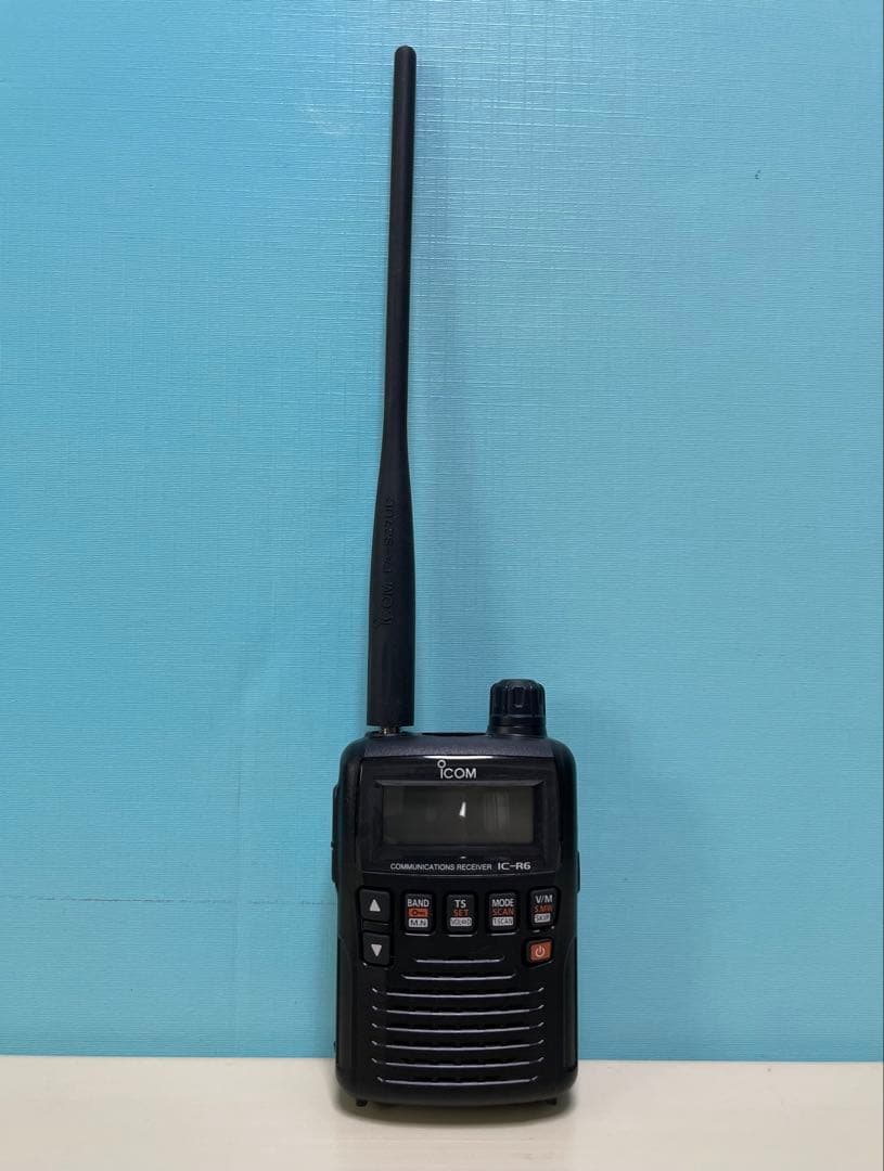 ICOM 広帯域ハンディ受信機 IC-R6