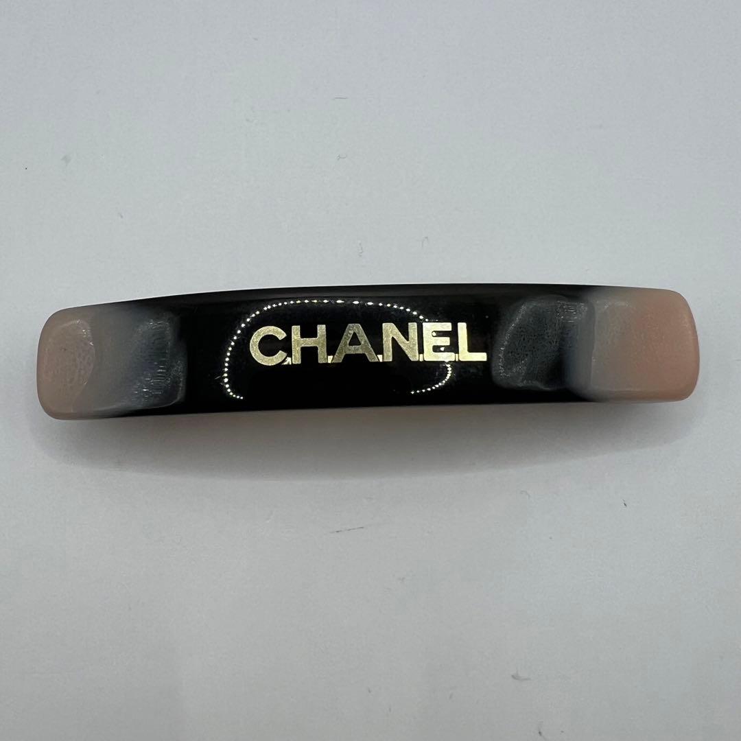 【極美品】シャネル バレッタ 髪飾り 髪留め ブランドロゴ ヘアアクセサリー