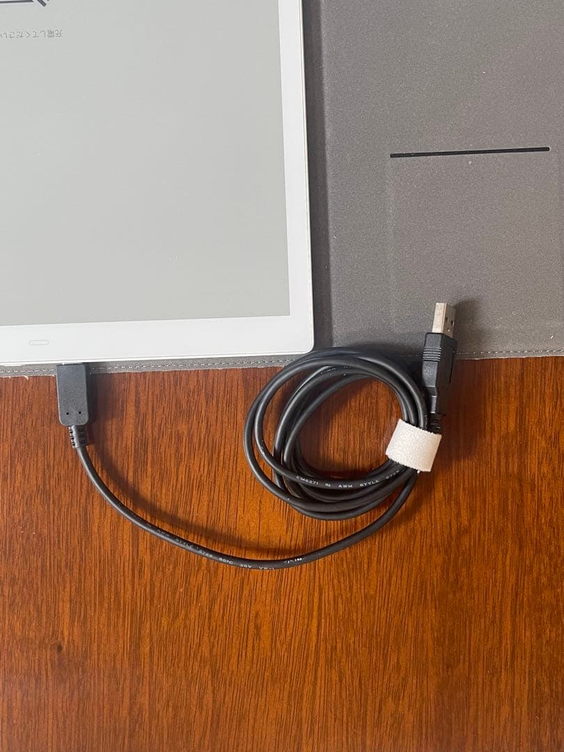 【早い者勝ち】【本体美品】QUADERNO A4 (Gen.2)カバー付き