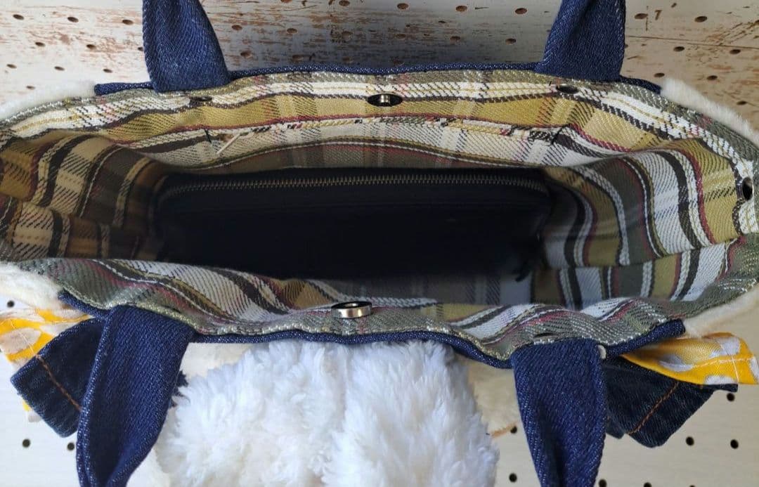 琉*茶様 コヤンイサムチョン　バニー　デニムリメイクフリルトートバッグ