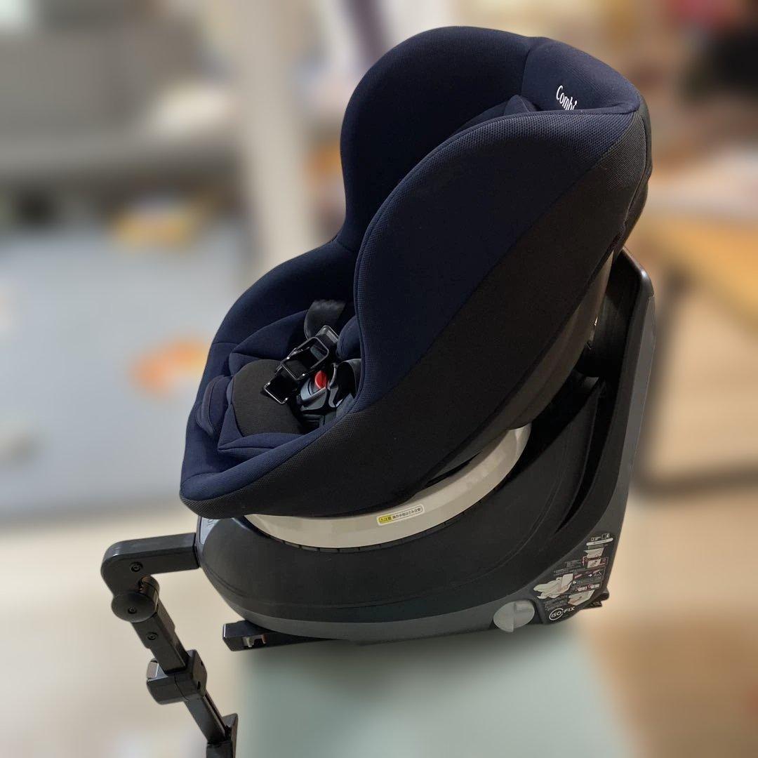 【美品】Combi 回転式チャイルドシート ISOFIX クルムーヴ