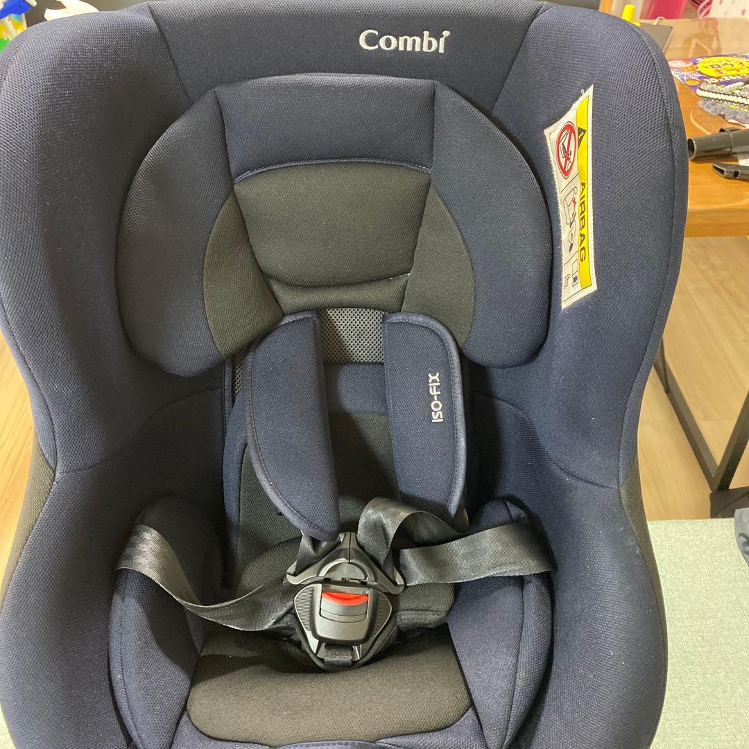 【美品】Combi 回転式チャイルドシート ISOFIX クルムーヴ