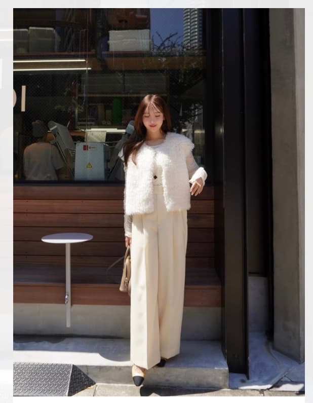 トップス HYEON fur gilet / white