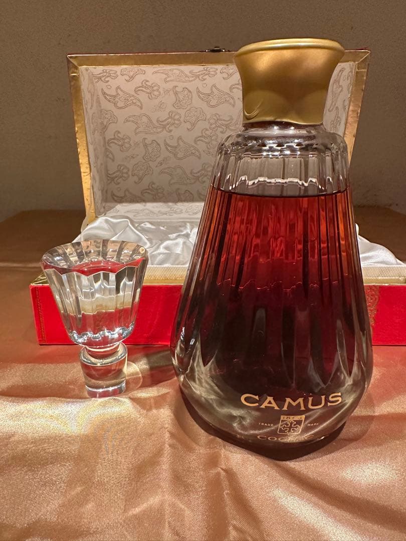 カミュ・Camus・カラフェ・バカラ・Baccarat 専用化粧箱入り