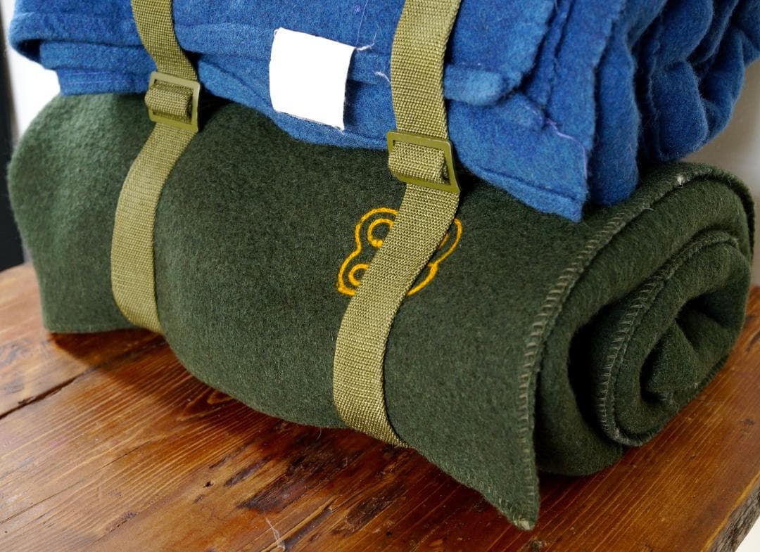 Pacific Furniture Pats Center スウェーデン軍ラグ