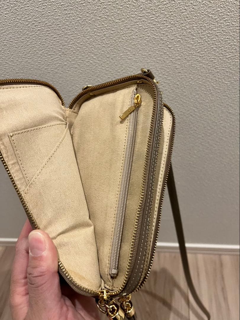 ATAO グレー レザー ショルダーバッグ