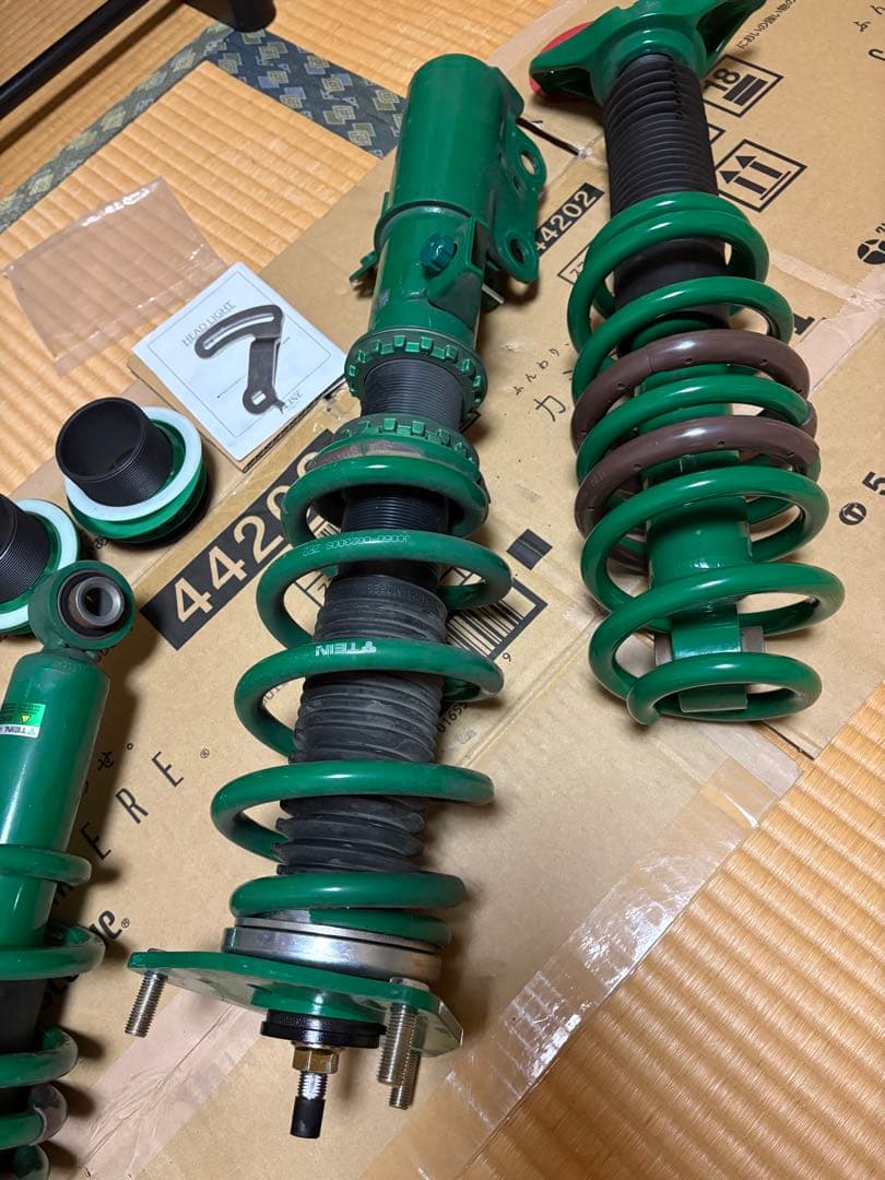 TEIN FLEX Z 80ハリアー サスペンションキット　テイン　車高調