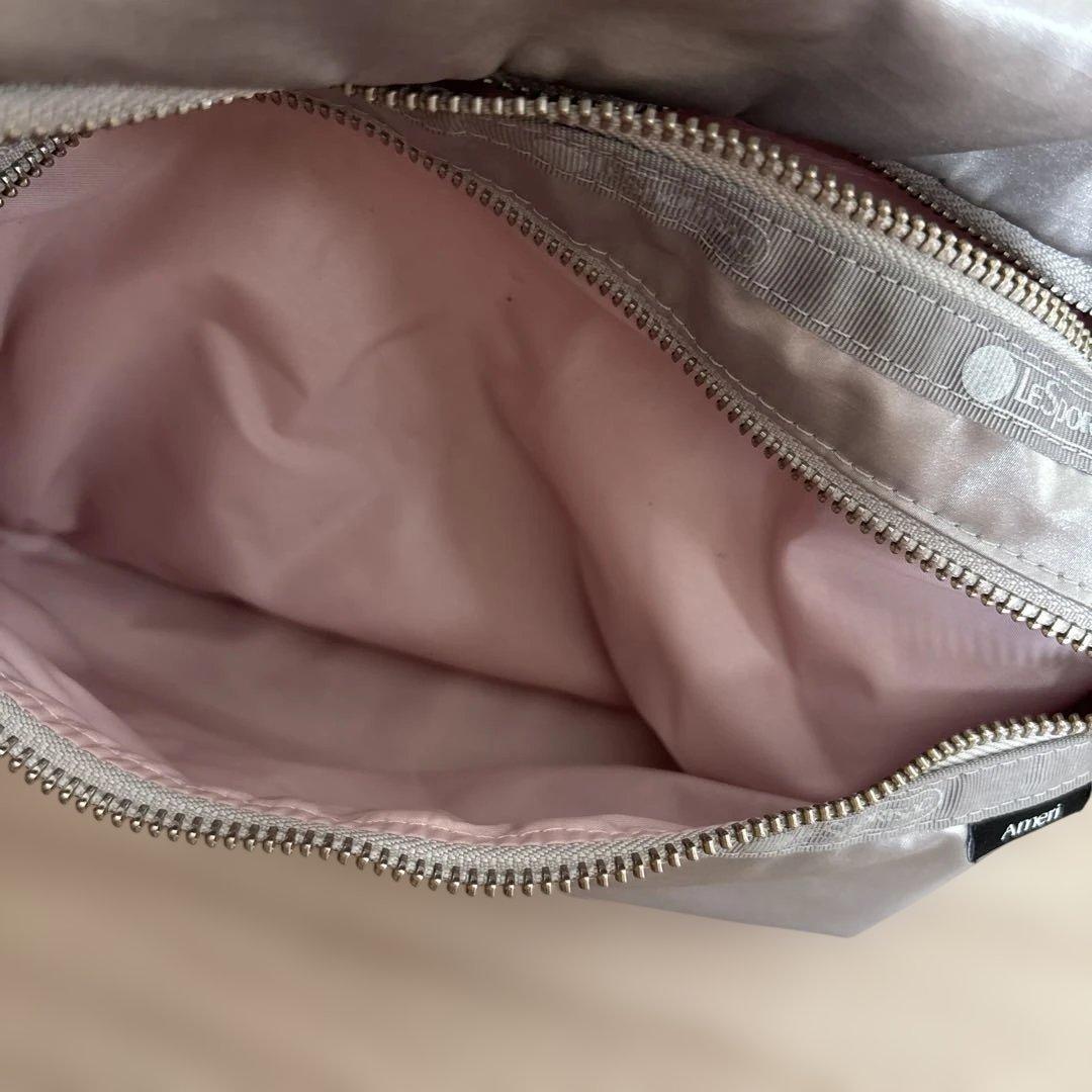 【完売品】Ameri✖️LE SPORTSAC シルバー ボディバッグ
