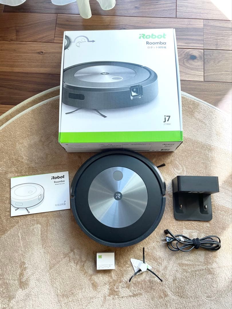 ルンバ本体 ＋付属品　ｊ７　iRobot Roomba ｊ７１５８６０