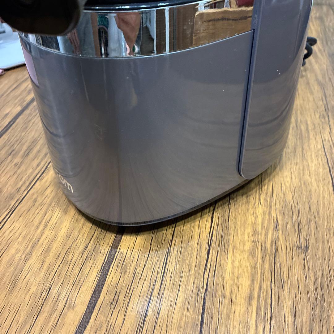 大幅値下げ‼️Hurom 低速圧搾式ジューサー 定価40,000円程！価格交渉可