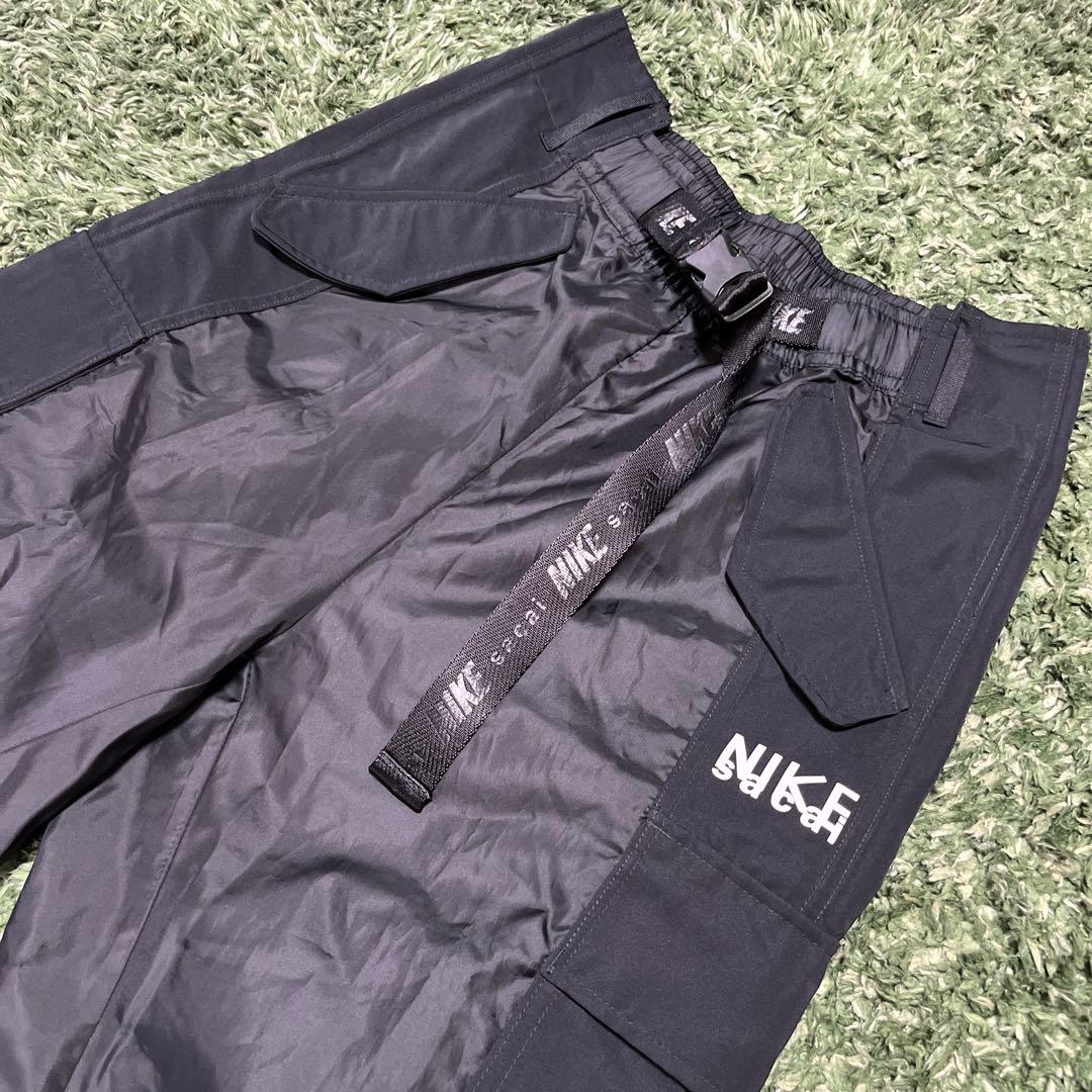 ✨レア✨sacai × NIKE ブラックカーゴ　ナイロンパンツ　レディース