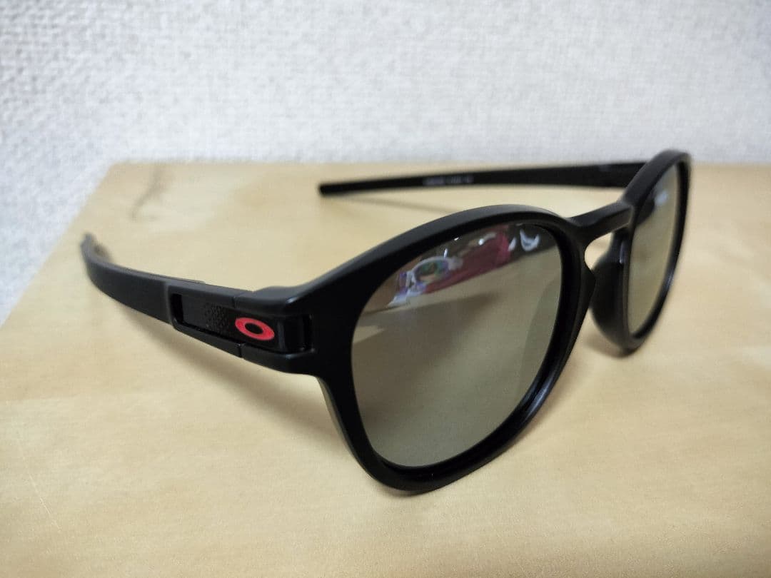 状態良好 レンズ新品 OAKLEY LATCH