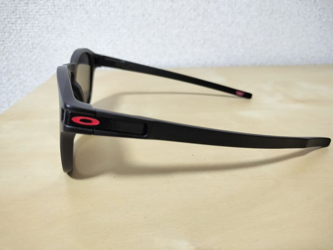 状態良好 レンズ新品 OAKLEY LATCH