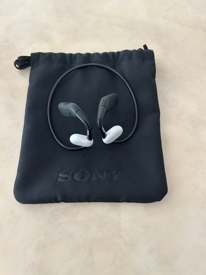 SONY ワイヤレスイヤホン ホワイト/ブラック　WI-OE610B