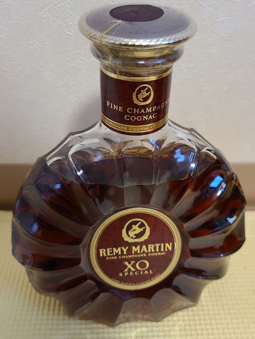 REMY MARTIN XO SPECIAL 750ml 箱入り