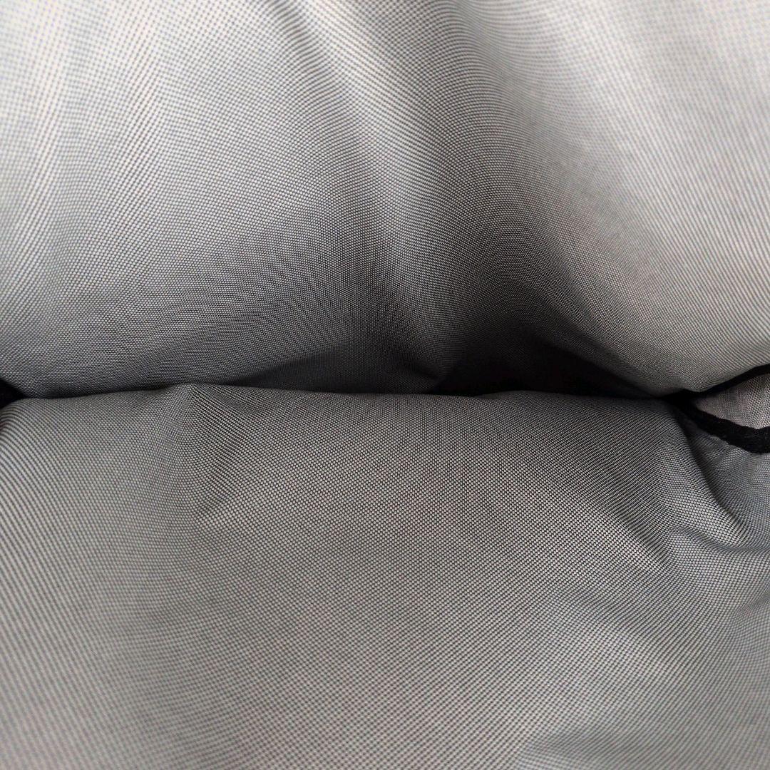 【極美品】コールハーン☆現行　A4　シボ革　2室　収納ポケット多　ビジネス