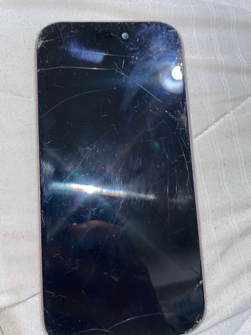 iPhone 15ピンク 画面・背面ひびあり ジャンク