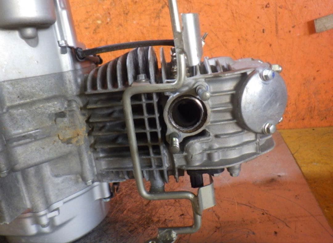 スーパーカブ110、22.純正エンジン