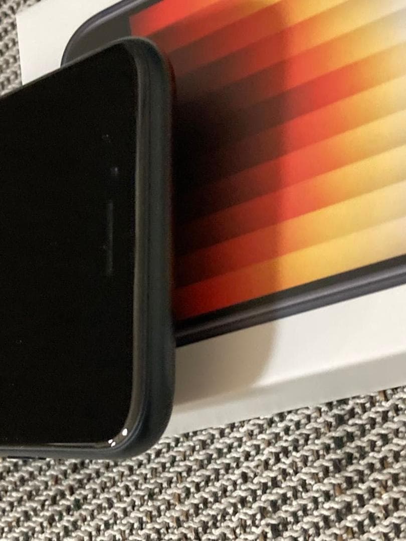 美品 64GB Apple iPhone SE 第三世代 純正バッテリー100%