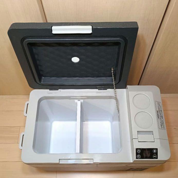 SUNPIE製　車載ポータブル冷蔵庫 30L