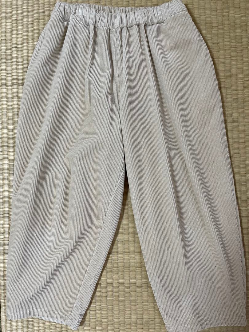オローネ　バルーンパンツ　コーデュロイ