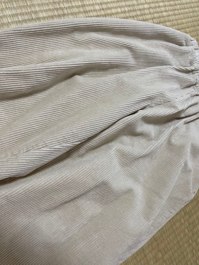 オローネ　バルーンパンツ　コーデュロイ