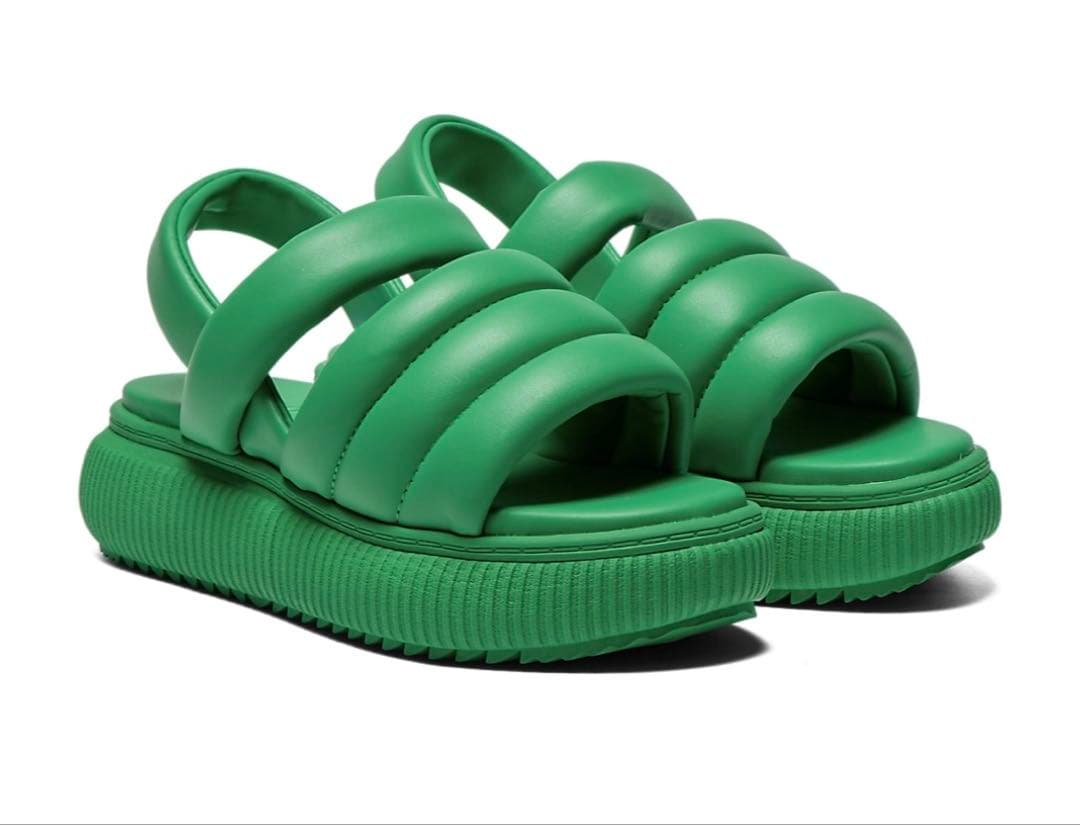 【新品未使用】オニツカタイガー 厚底サンダル