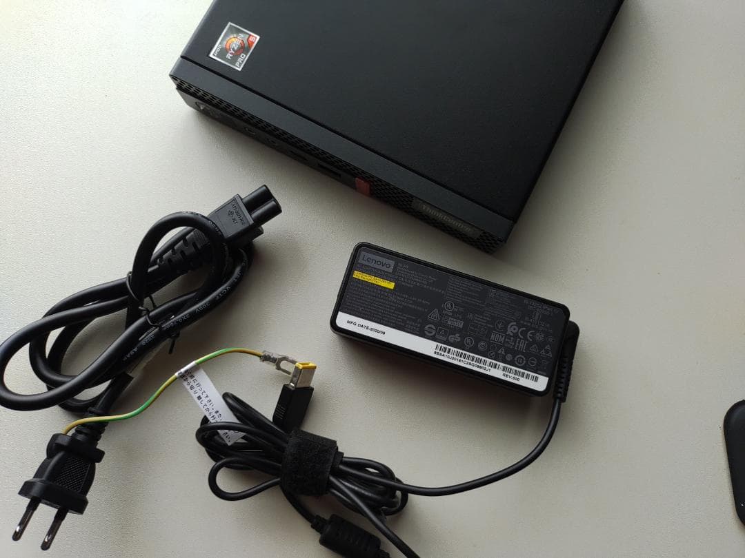 ミニPC Lenovo ThinkCentre M75q-1