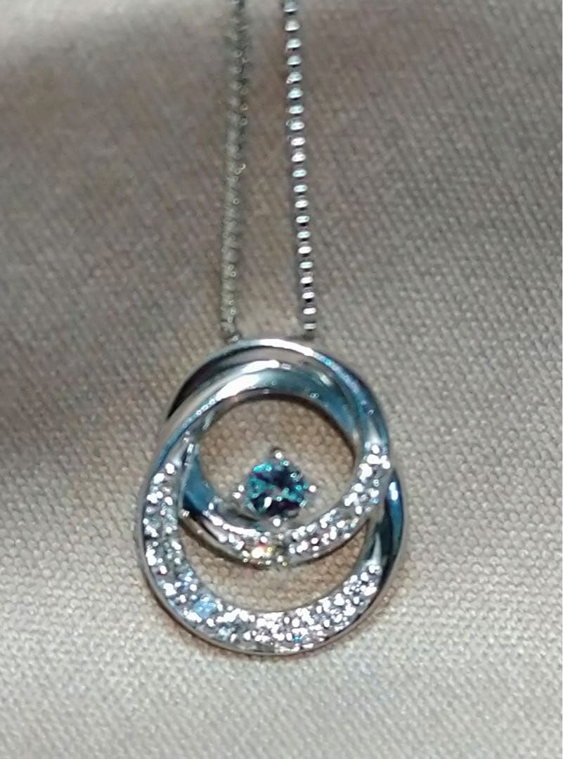 希少石　アレキサンドライトとダイヤモンドのネックレス　宝石鑑別書