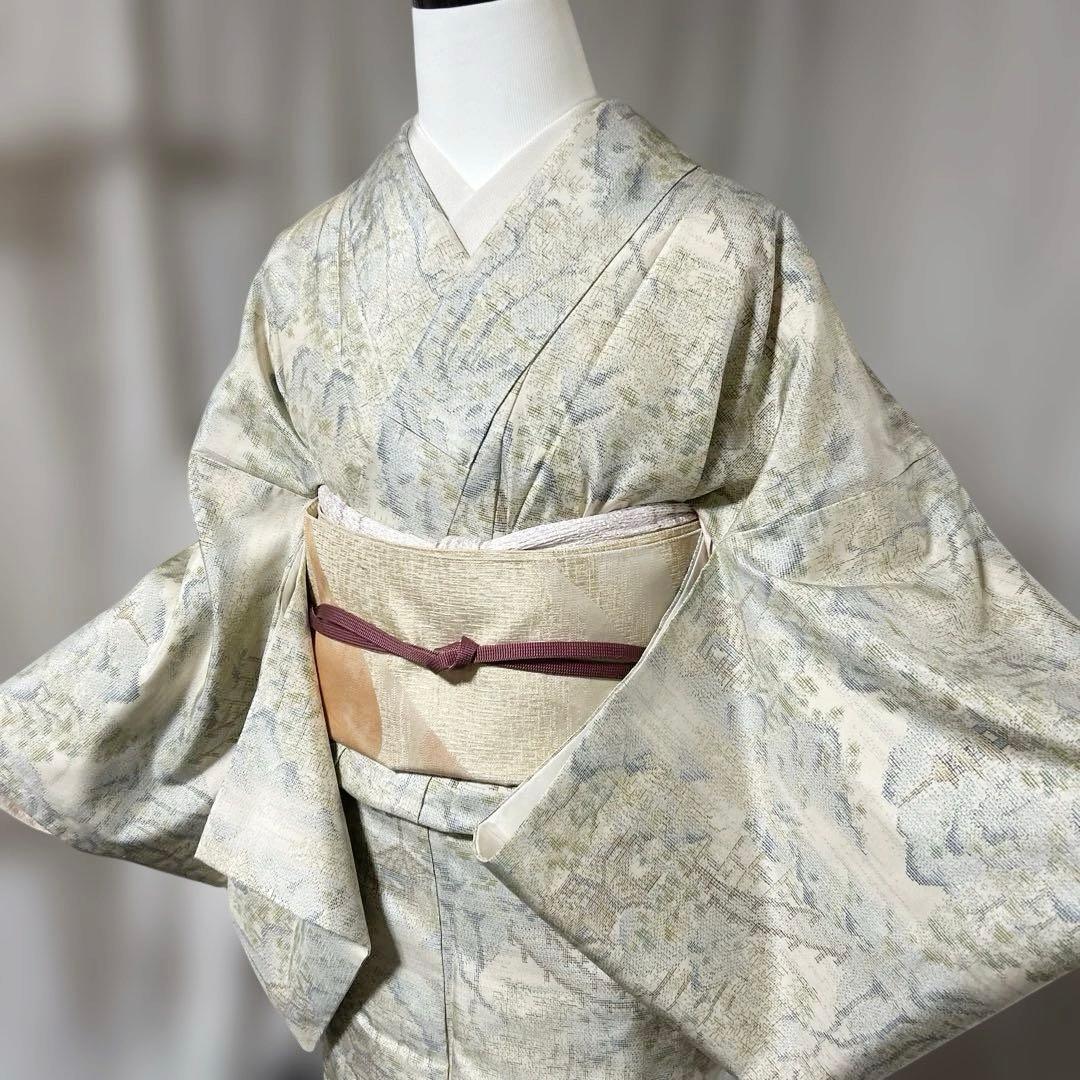 未使用近い　美品　袷　正絹　大島紬　白大島　フルセット　西陣袋帯