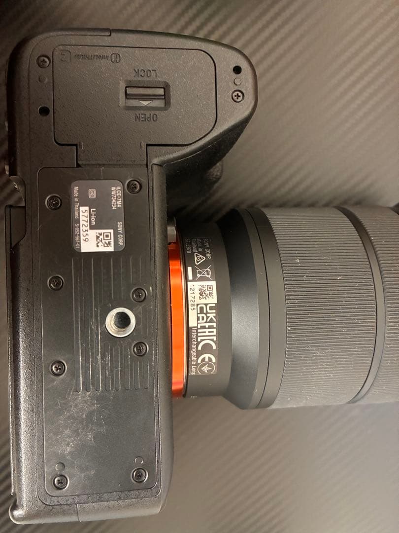 SONY α7IV 本体 + キットレンズ