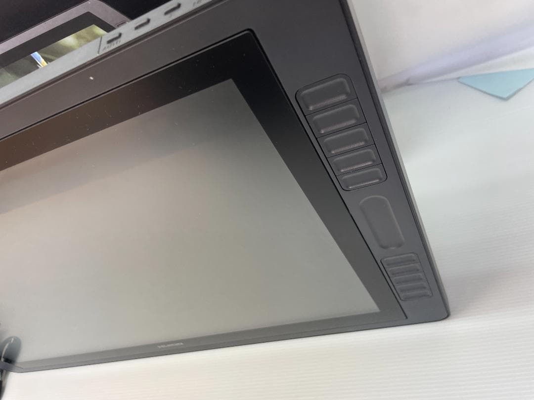 HUION　KAMVAS GT-221 Pro 液晶タブ　21.5　08c30
