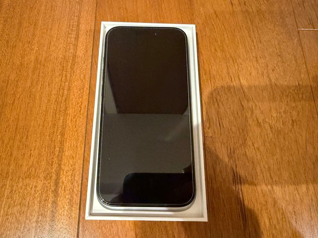 Apple iPhone15 Pro 本体