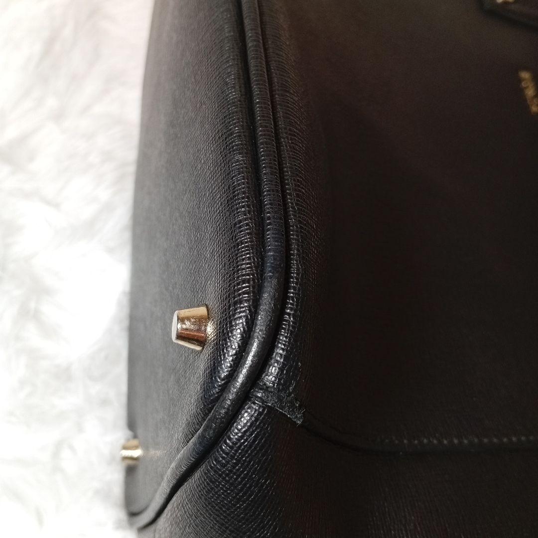 フルラ　FURLA　A4収納　 ビジネスバッグ　トートバッグ　レザー