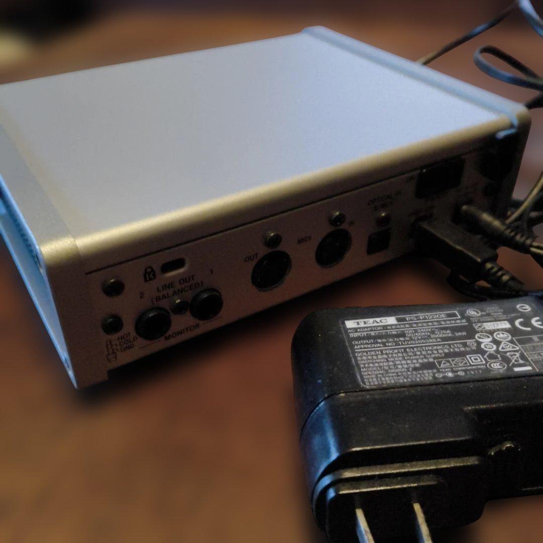 TASCAM SERIES 102i オーディオインターフェイス