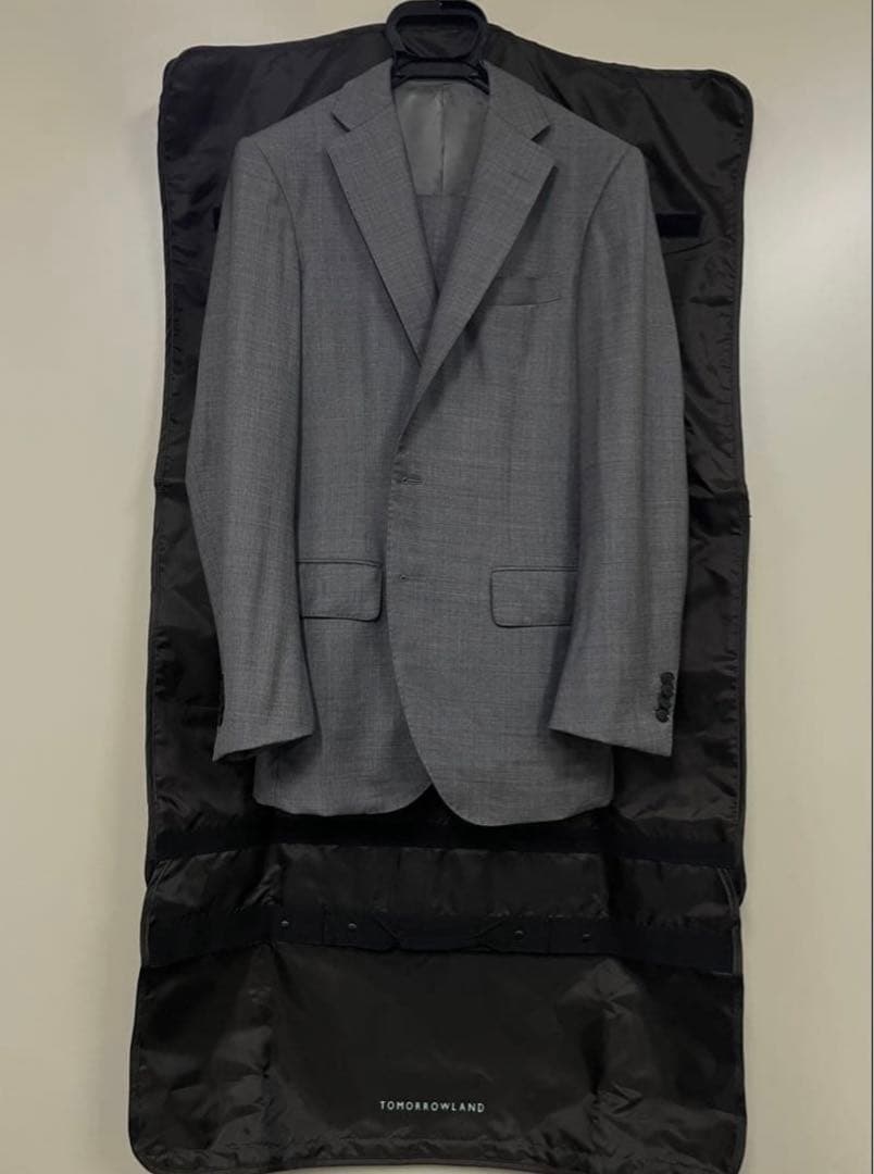TOMORROWLAND スーツ　高級　⭕️Zegna 未使用　⭐️17万円購入