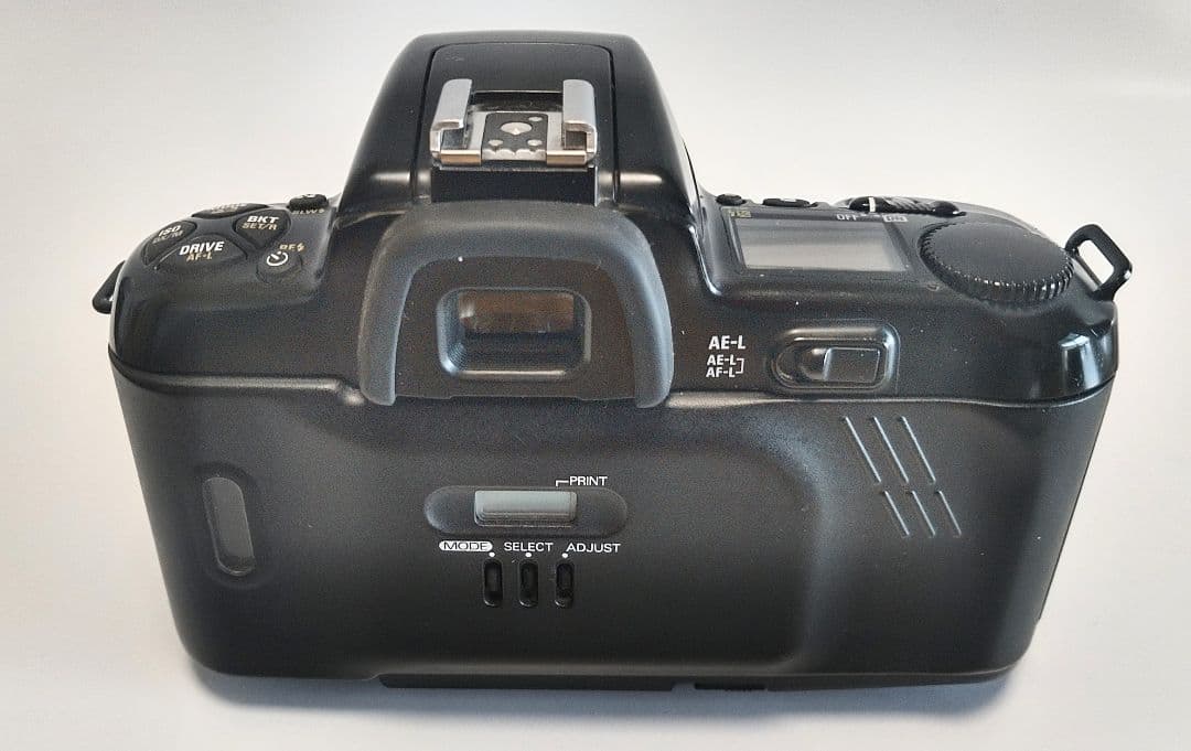 ニコンF-601AF クォーツデイトNikonAF35mm.-70mm.レンズ付