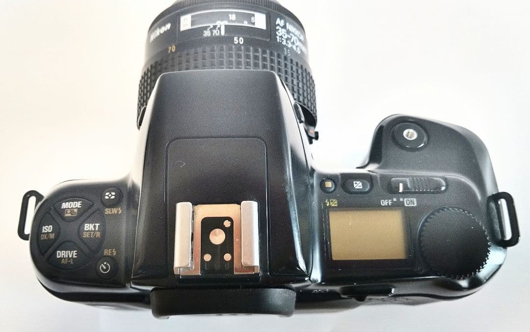 ニコンF-601AF クォーツデイトNikonAF35mm.-70mm.レンズ付