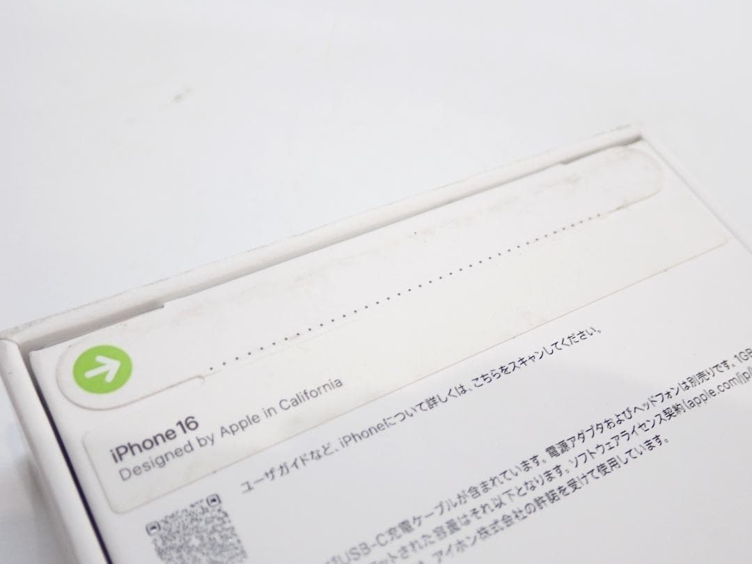 d*h様 新品 Apple iPhone 16 512GB 本体 白 A3286