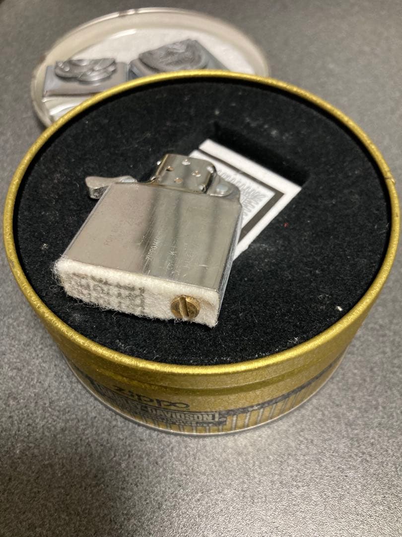 ハーレーダビッドソン Zippoライター 未使用品 丸缶ケース付き