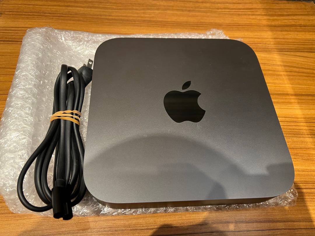 Apple Mac mini 2018 スペースグレー