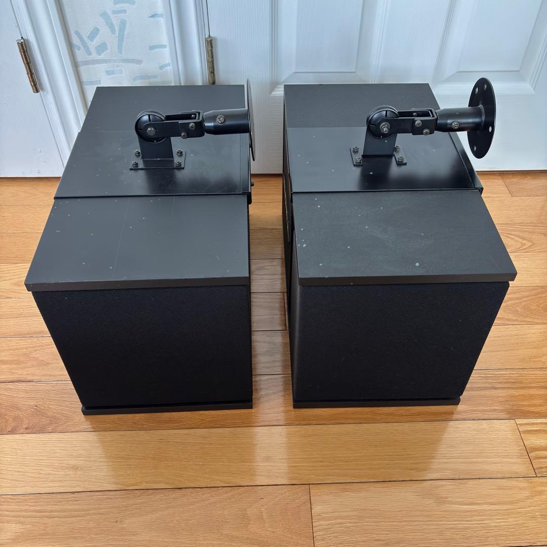BOSE 301MM II 天吊り金具付き　R側2本セット