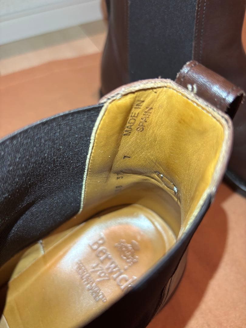 美品【Berwick】 UK7 26cm 376 LAVIDB ブラウン