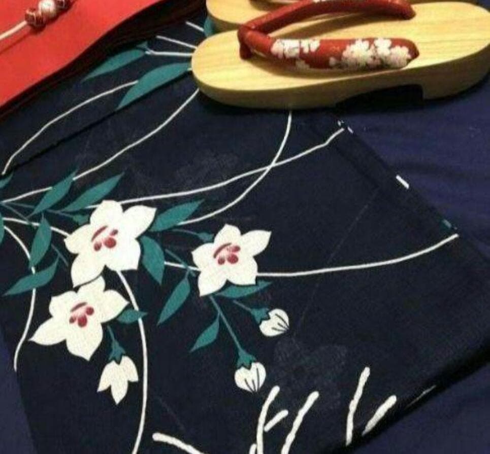 画像の帯付き◆高級変わり織り◆涼し黒◆桔梗の古典上品浴衣★ききょうの花★